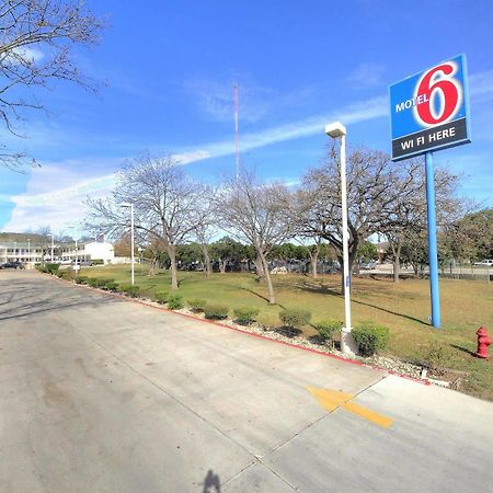 Motel 6-Kerrville, Tx Экстерьер фото