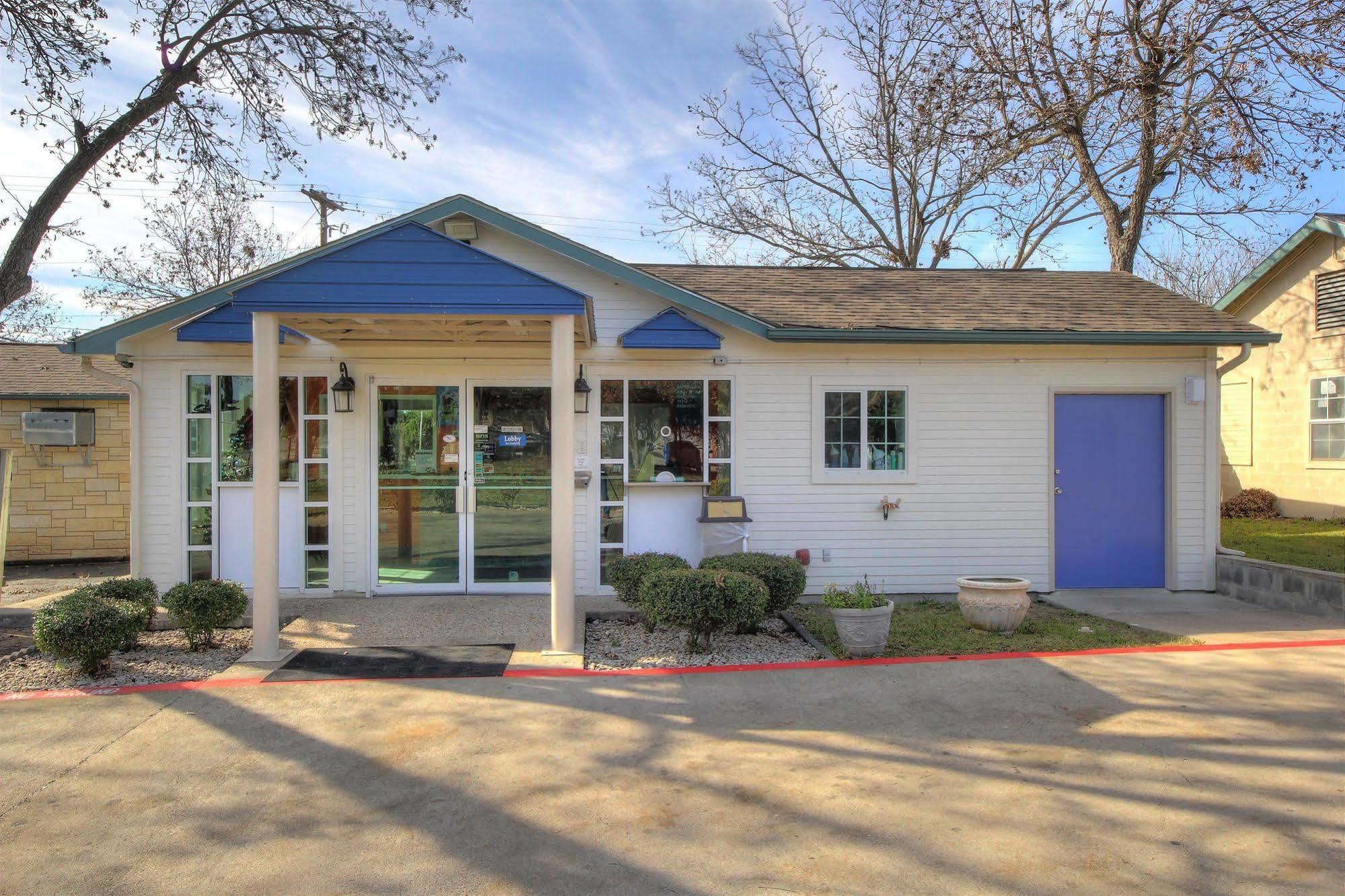 Motel 6-Kerrville, Tx Экстерьер фото