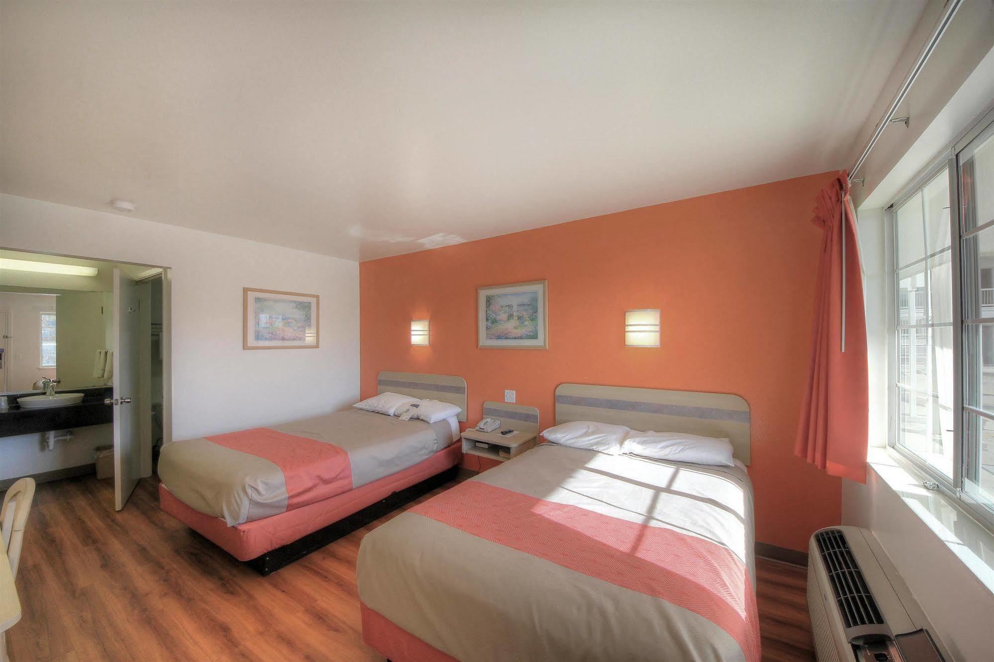 Motel 6-Kerrville, Tx Экстерьер фото