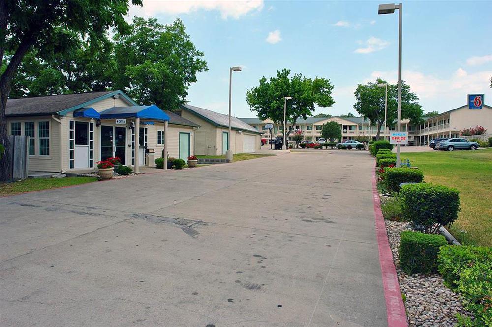 Motel 6-Kerrville, Tx Экстерьер фото